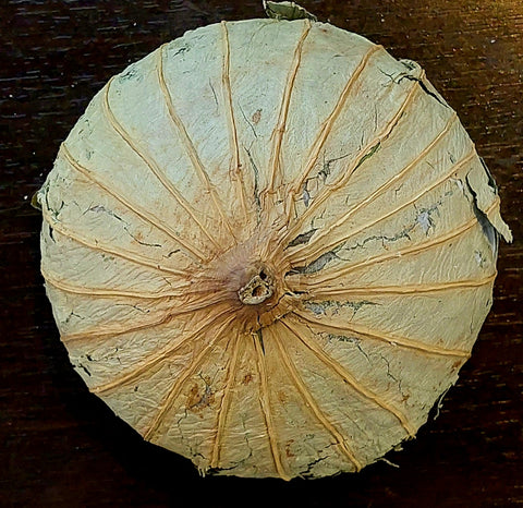 Lao Ban Zhang Shu Pu Erh aus Yunnan 200g Cake (30 Jahre alt)
